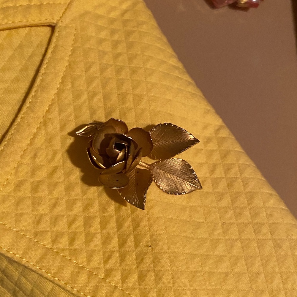 GIOVANNI ROSE Pin - Picture 2 of 4
